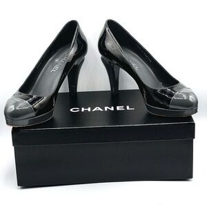 Chanel Black Patent Leather Cap Toe Platform Pumps – Size 39 Made in Italy